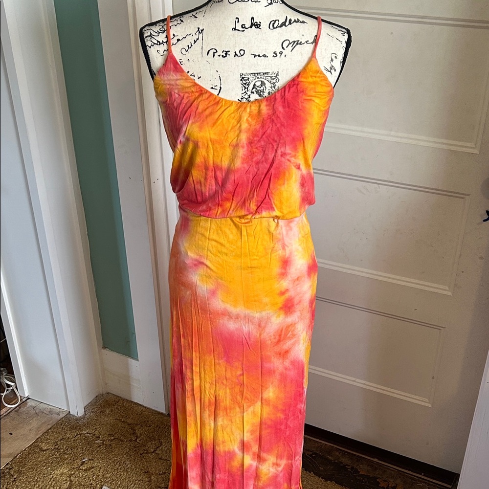 Revamped Sunset Hues Maxi Dress